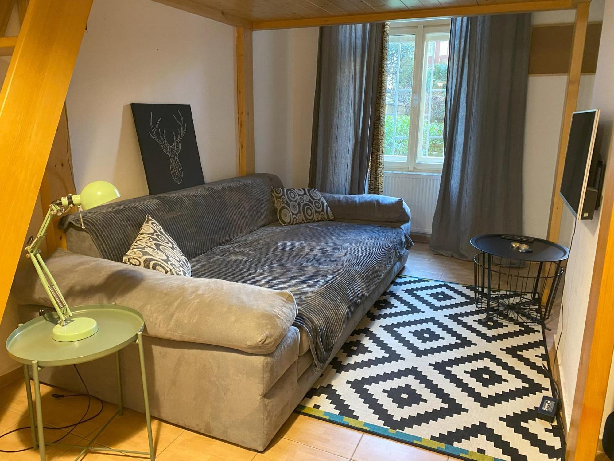 Cozy Garden Apartment In The Heart Of 프라하 외부 사진
